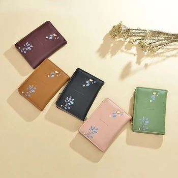 Нов дамски портфейл Дамски къс Корейската версия на студентска мода джоб с катарама, тънък многослотовый мек портфейл, чанта за карти