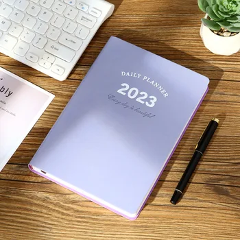 Планиране на Графици Органайзер Планер Бележник управление на Времето Планер дневния ред на Годишната Бизнес календар-бележник на 2023 година Бележник формат А5