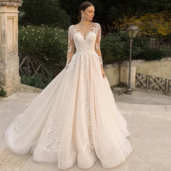 Сватбена рокля от тюл с дантела в стил бохо, принцеса Шампанско, Трапециевидный V-образно деколте, дълги ръкави, апликации, Илюзия на облегалката за младоженци