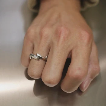 Дизайн стереоскопичен пръстени във формата на цип с елегантно сребърно украшение Лекота нишевого дизайн в стил Ins Blogger