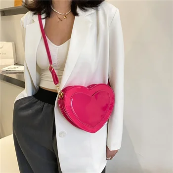 Чанта-месинджър Женствена чанта през рамо с сърце Дамски нова мода ретро-мода мила жена богат на функции розова проста реколта изкуствена кожа